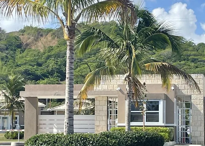 Seashore Vacation Home, Oceanpointe, Lucea, Jamaica